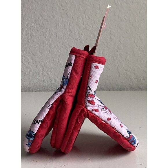 2 Pack Disney Stitch And Angel Valentine's Day Mini Oven Mitts Pink Love Kiss - Picture 11 of 14